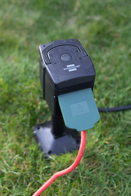 WIFI garden socket with ground spike, 2-way