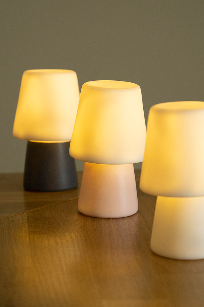 Table lamp No. 1 Micro USB-C